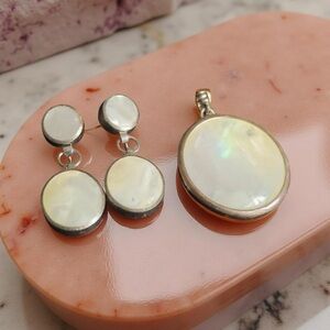 Elegant Silver and Mother of Pearl Jewelry Set earrings & pendant only 
-